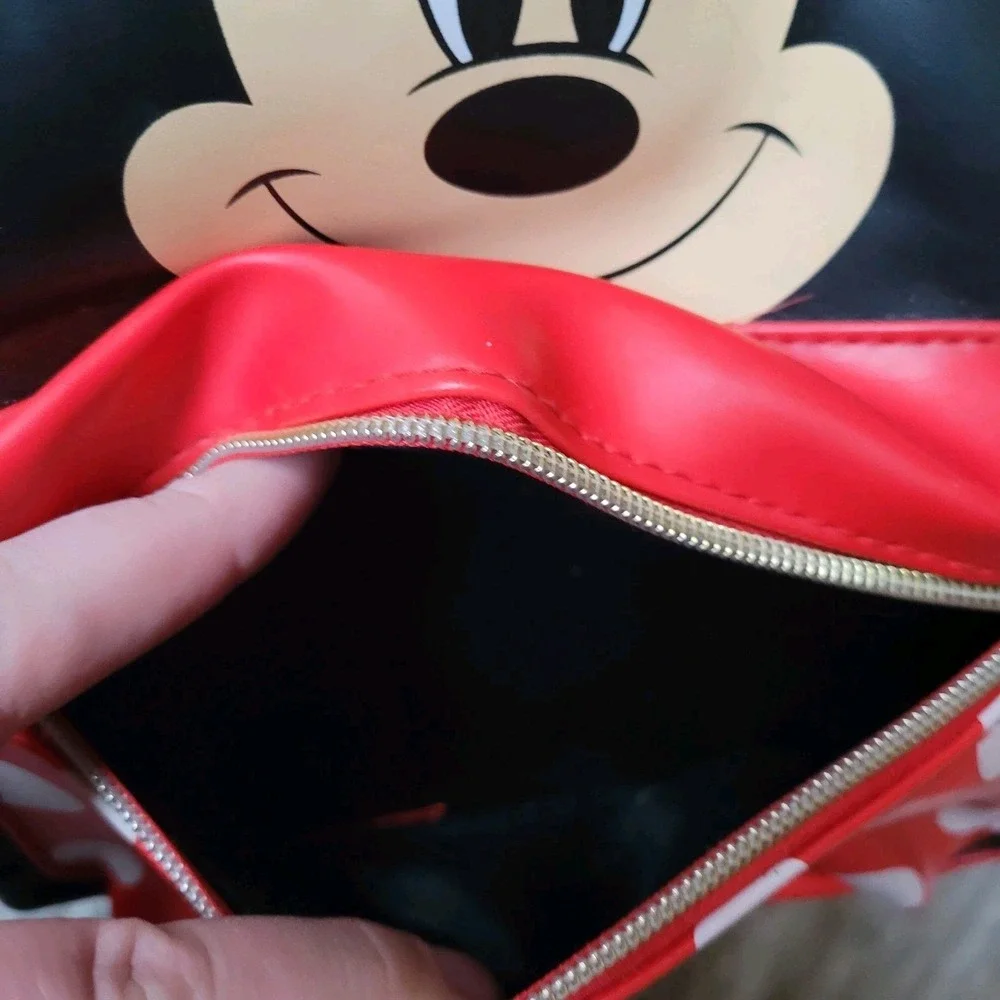 Disney Girl's 12-inch Minnie Mouse Big‎ Face Backpack Small Sewing Repair.